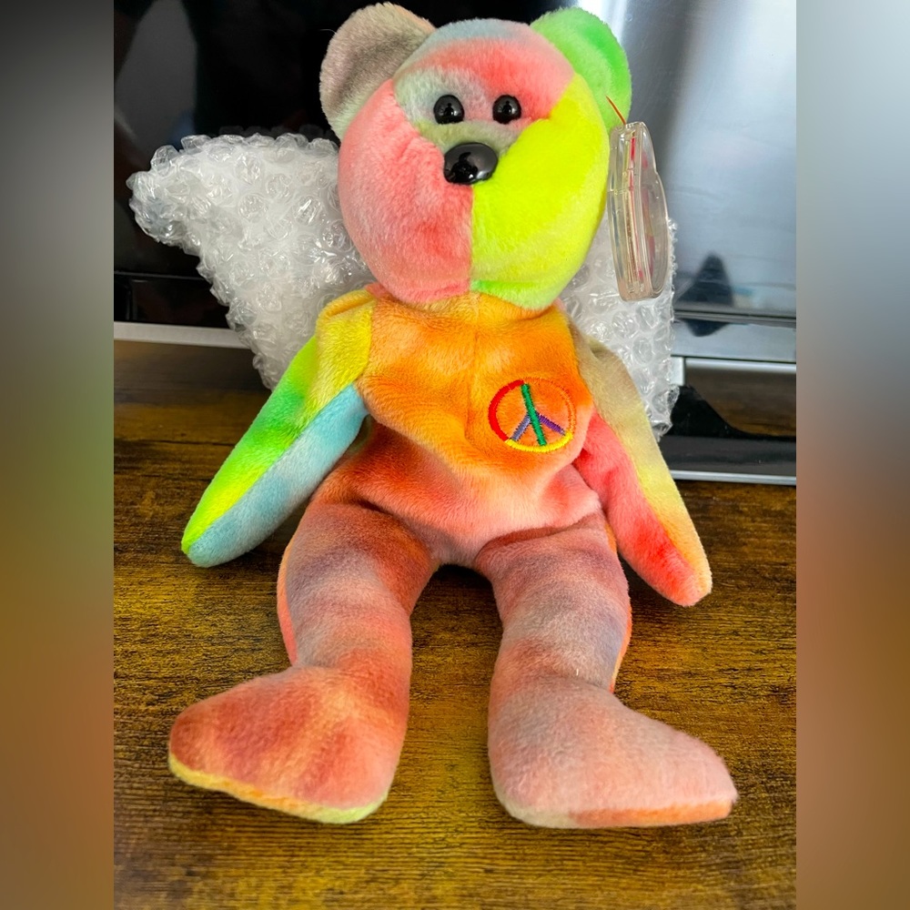 Ty Beanie Baby: Peace Bear 1996 -Multicolor, Neon color. Rare, mint condition.